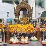Free Airport Pick Up , 1 Bedroom 4 Mins From Bts Ekkamai
